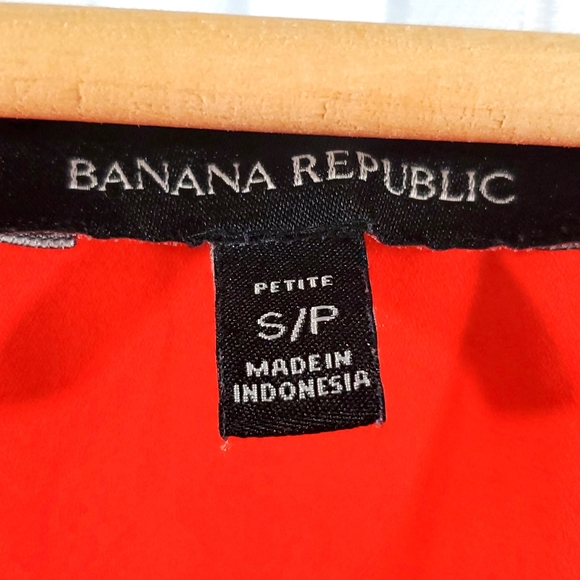 Banana Republic Fire Red Elegant Blouse Size Petite Small - Picture 4 of 12